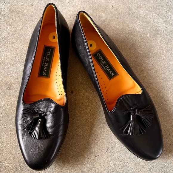 COLE HAAN  Women's Tassel Black Leather Loafers - NEW - Picture 1 of 16